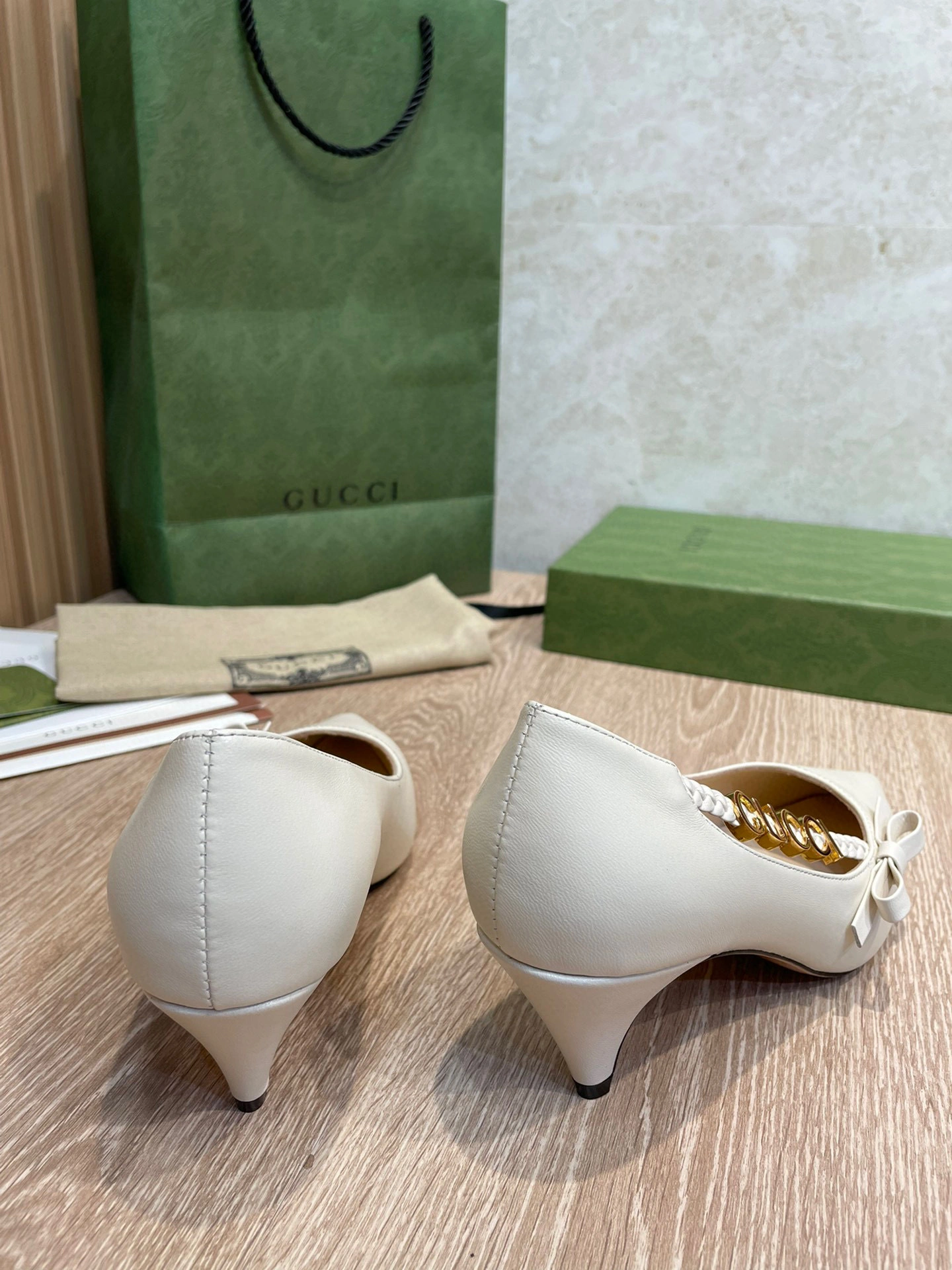 coco- heel height ：5.5cm ， Sheepskin item:B-X158J2326